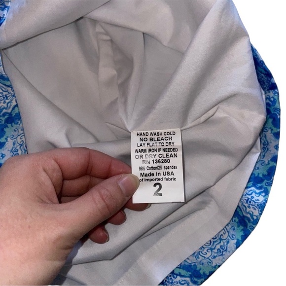 Kaeli Smith Sleeveless Mini Dress in Blue and White Pattern - Picture 6 of 6